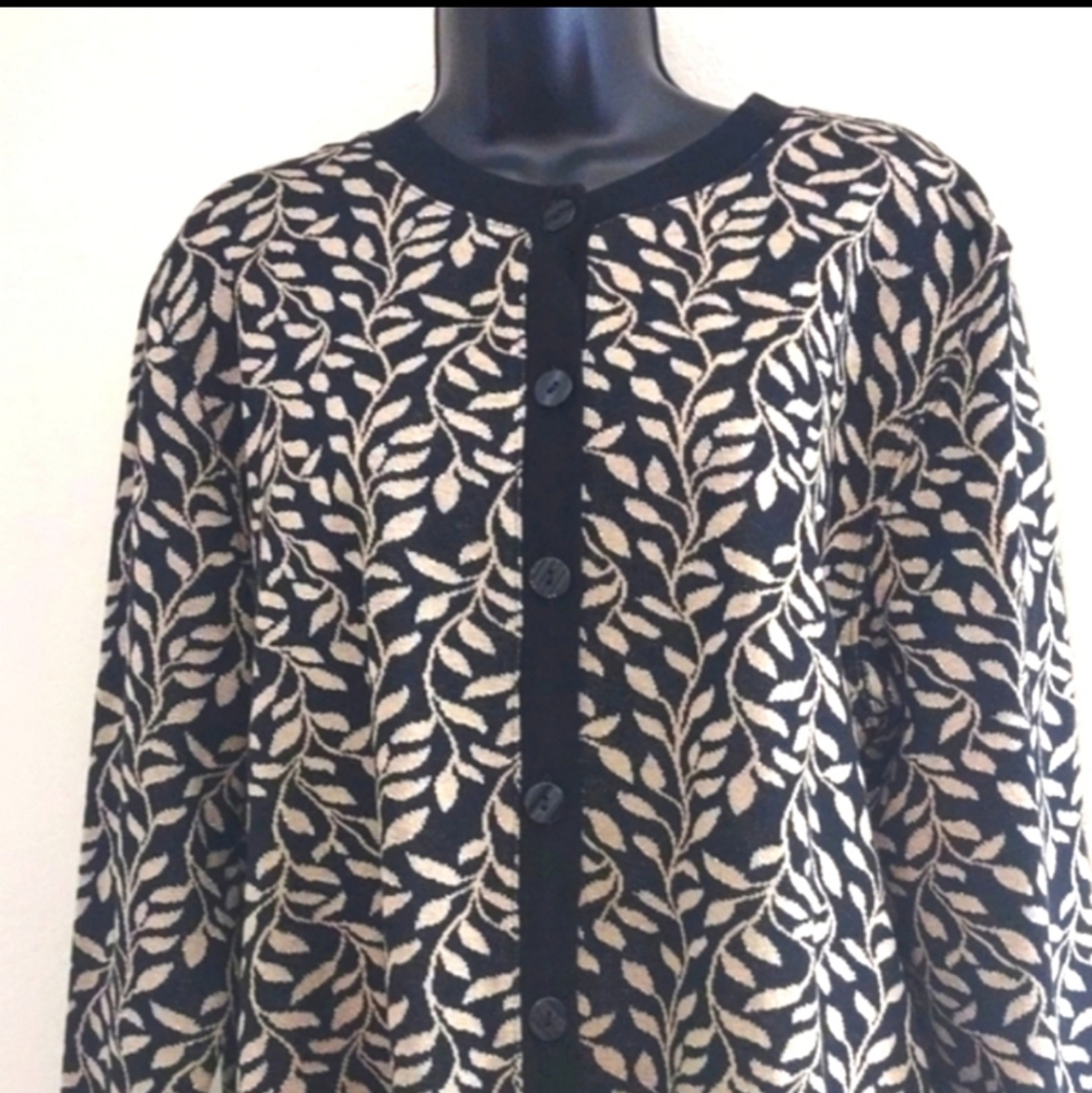 Women's Cathy Daniels black tan cardigan button down sweater size medium